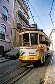 Lisbona - quartiere Alfama 